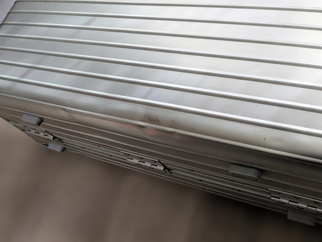 【大容量】アルミスーツケース キャリー 75〜80L TSAロック搭載 シルバー