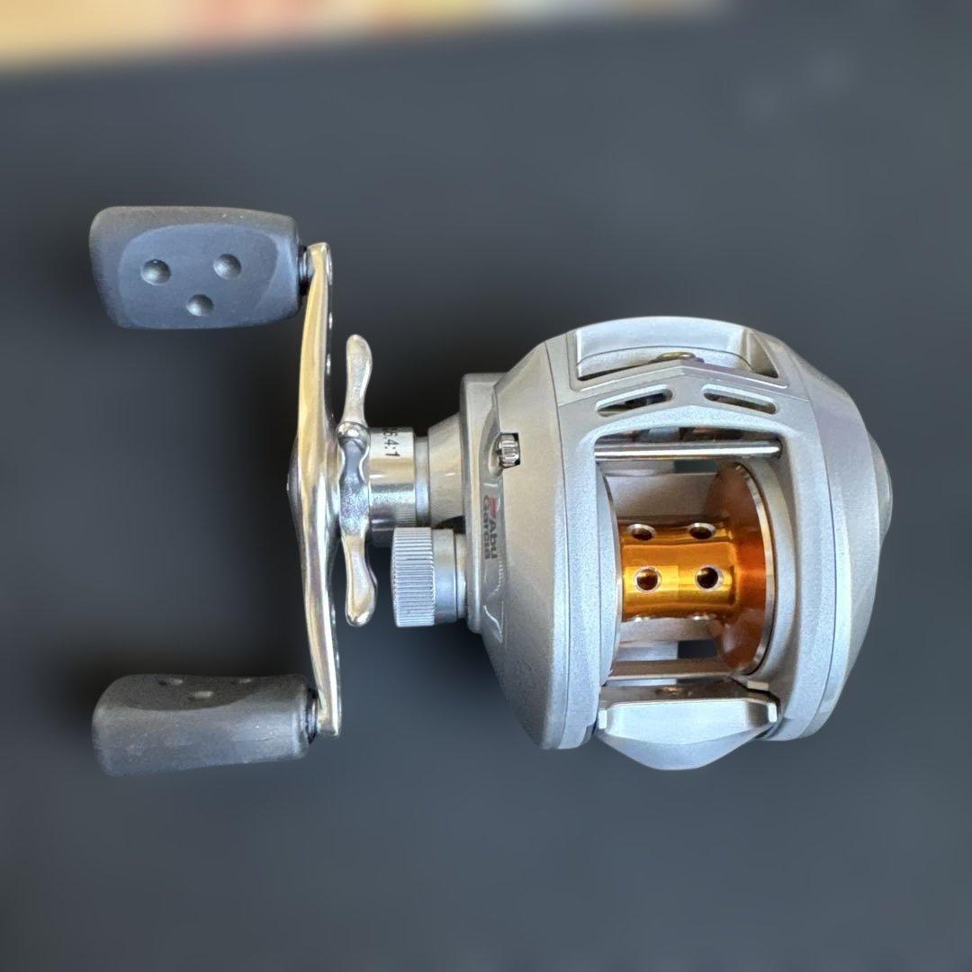 Abu Garcia Ambassadeur REVO STX-L アブガルシア