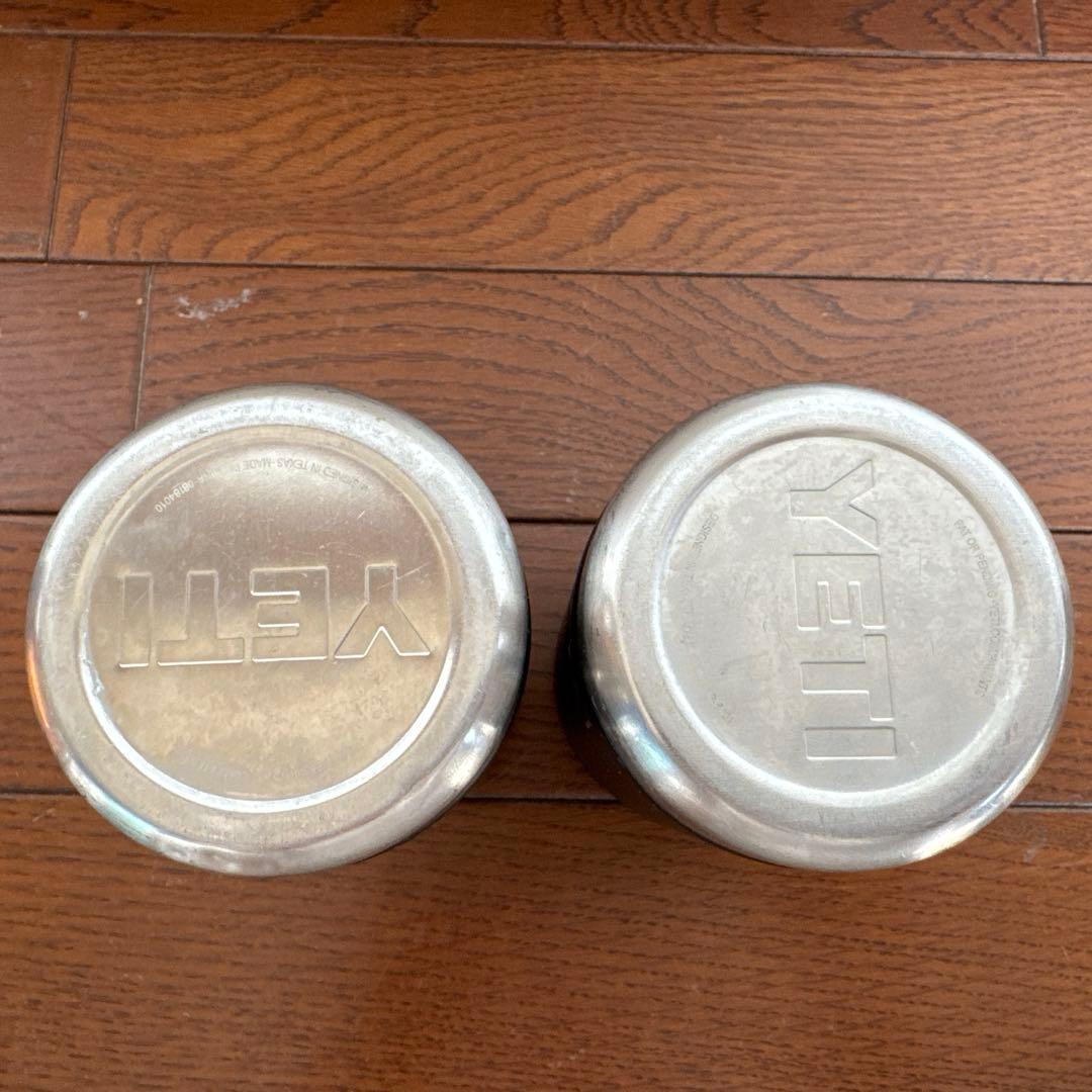 YETI ステンレスマグカップ ブラック14oz(414ml)&缶クーラー