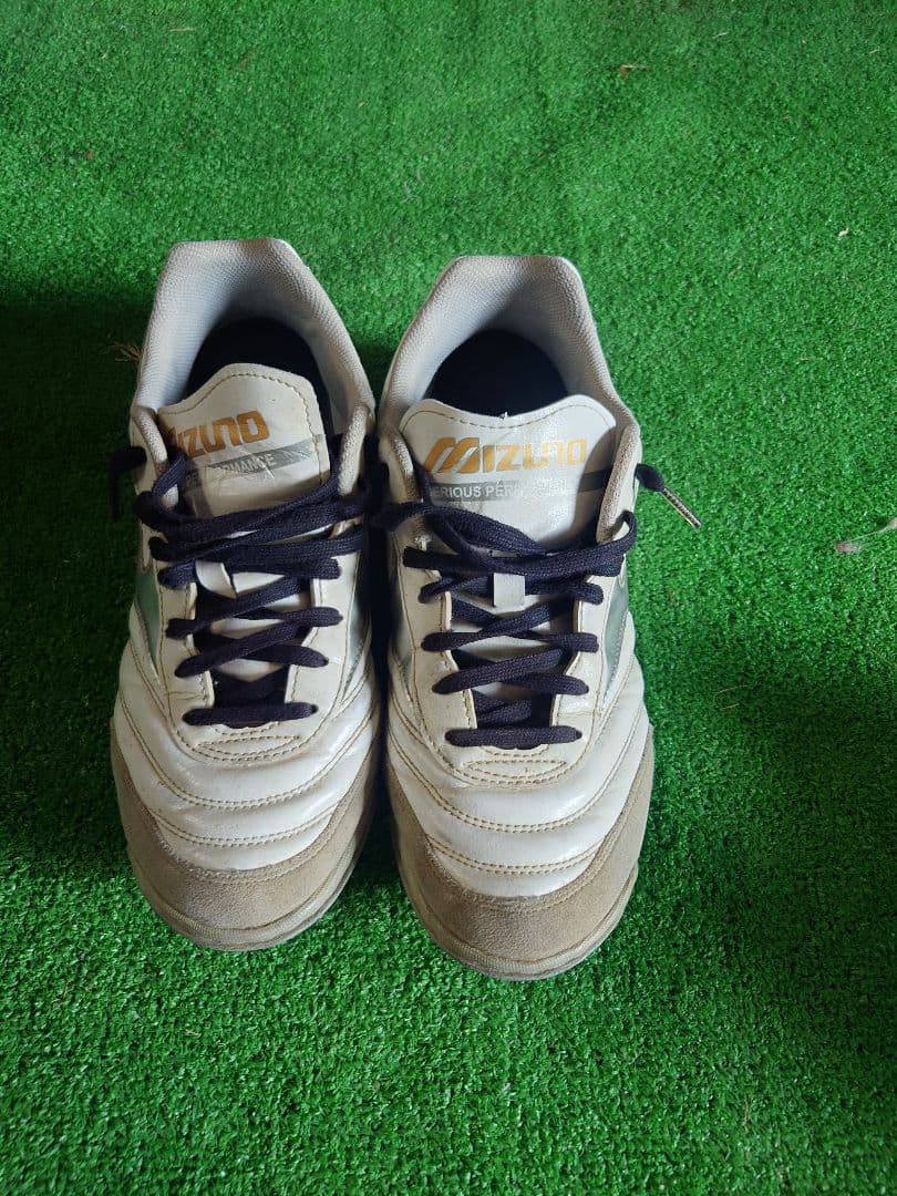 MIZUNO モレリア サラ　クラシック　tf 　ホワイト 27.0cm