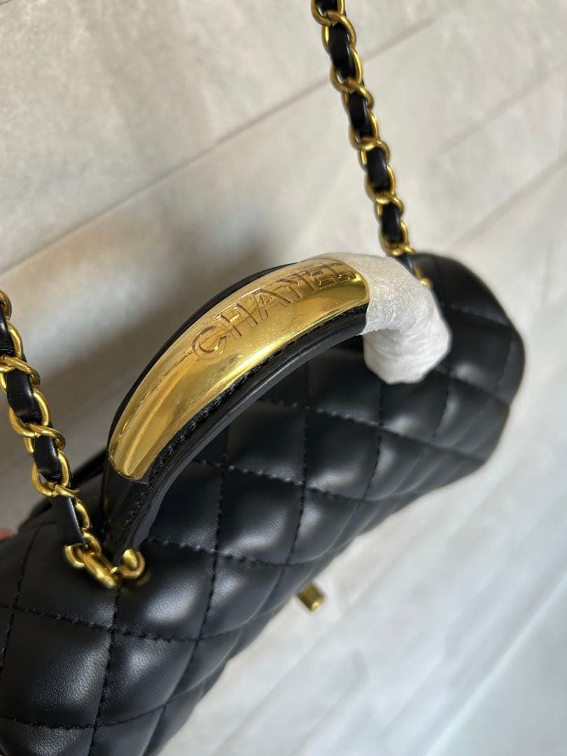 リリ CHANEL ショルダーバッグ ゴールドプレート ノベルティ