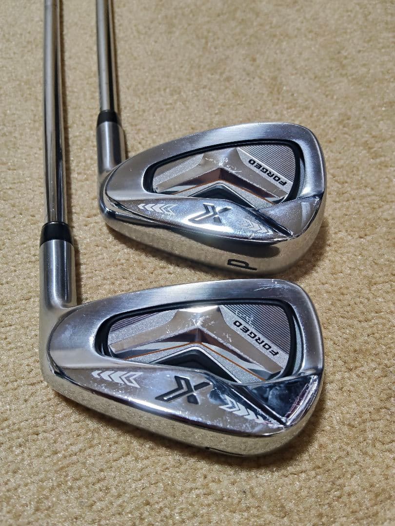 ゼクシオ エックス eks アイアン 2020モデル　7番 P番 2本セット