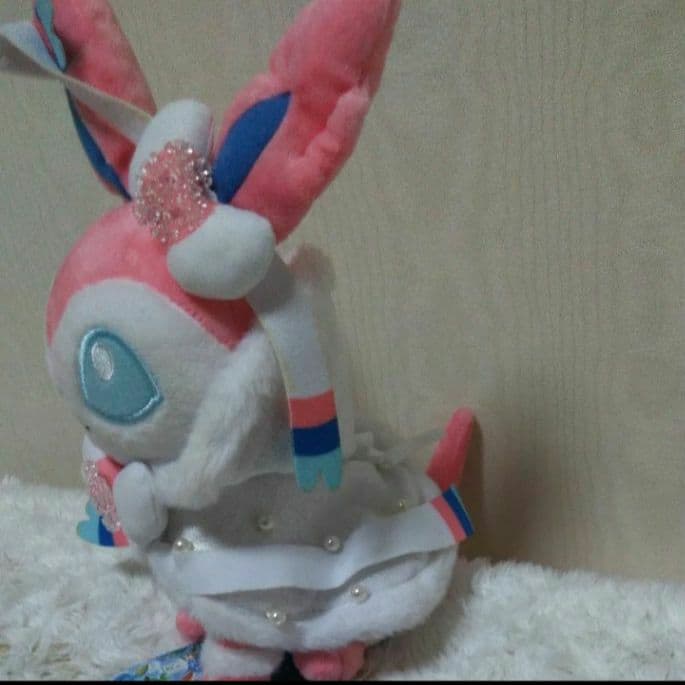 ①ニンフィアサンタ クリスマスぬいぐるみタグ付Pokemoncenterポケモン