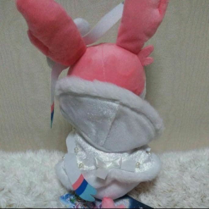 ①ニンフィアサンタ クリスマスぬいぐるみタグ付Pokemoncenterポケモン