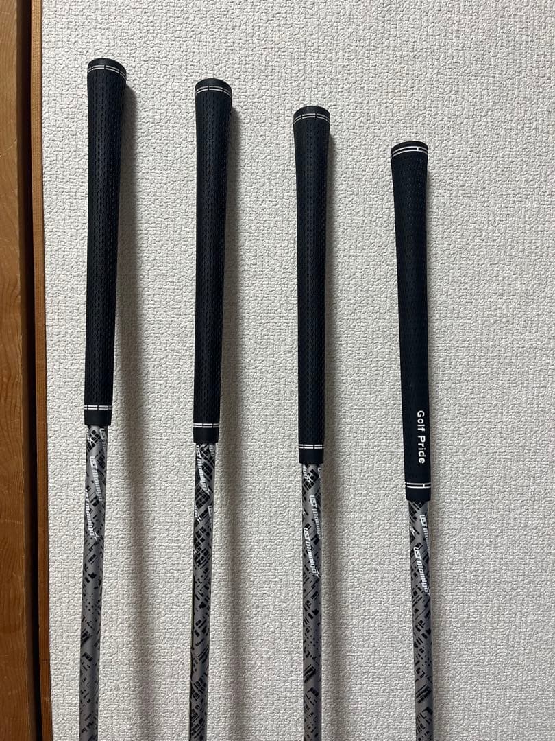 エピックスーパーハイブリッド 4本　アッタスMBHY 75s