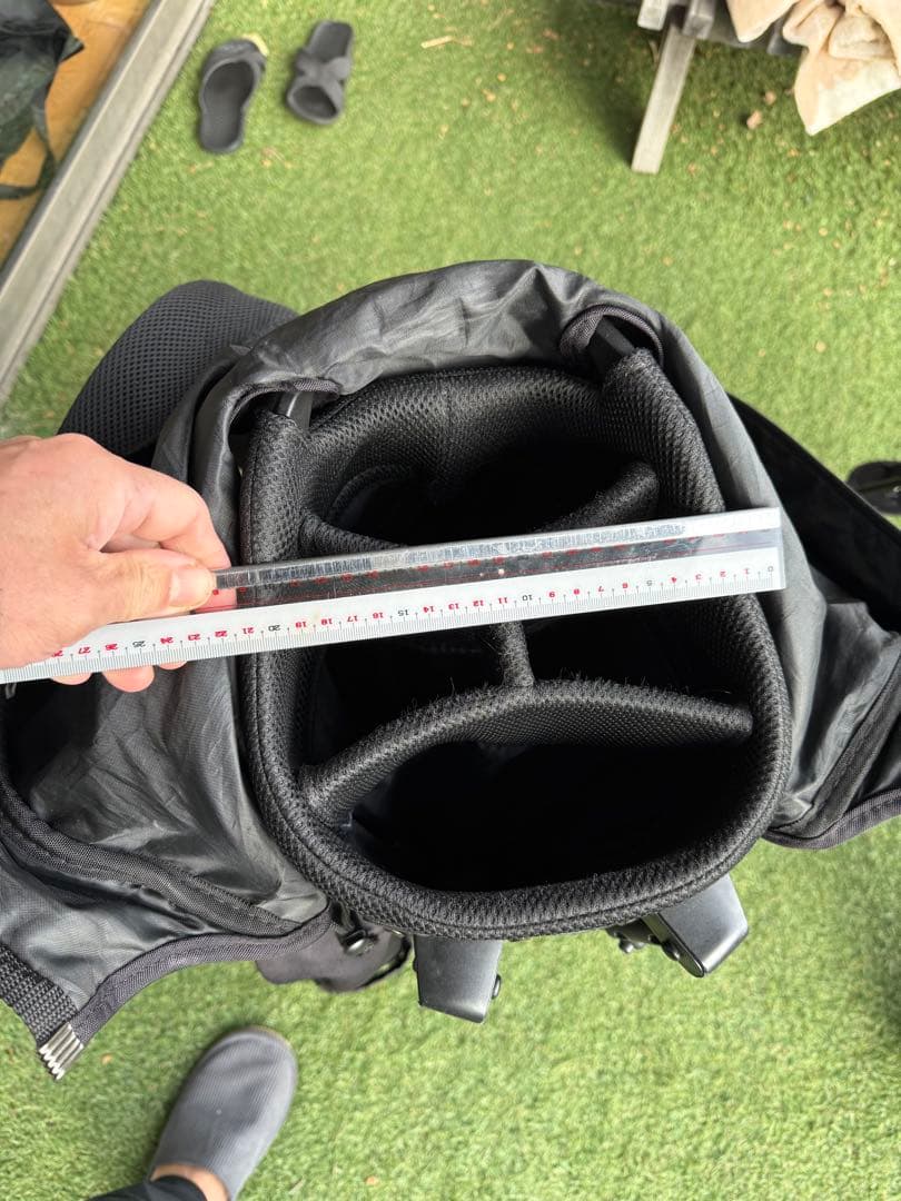 DESCENTE キャディバッグ 黒 スタンド付き