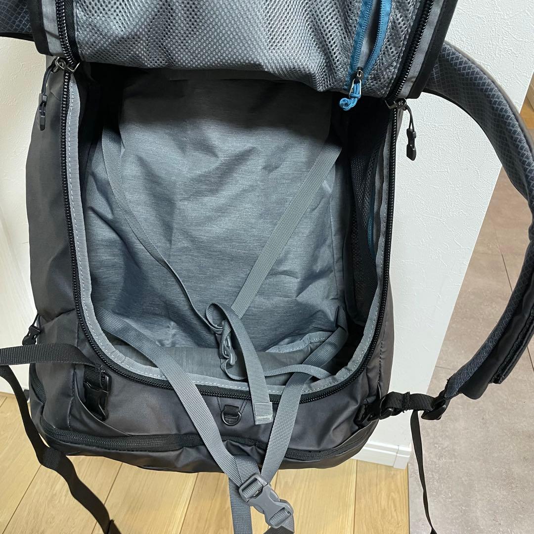 deuter キャリーバッグ　AViANT DUFFEL PRO 40