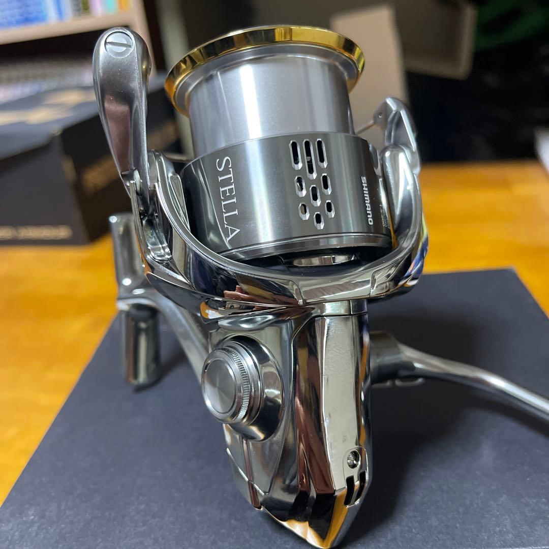 18 ステラ STELLA 4000MHG 新品未使用品