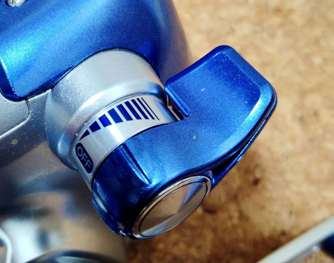 シマノ 電動リール 電動丸 3000H 新品並みの超超超美品です。