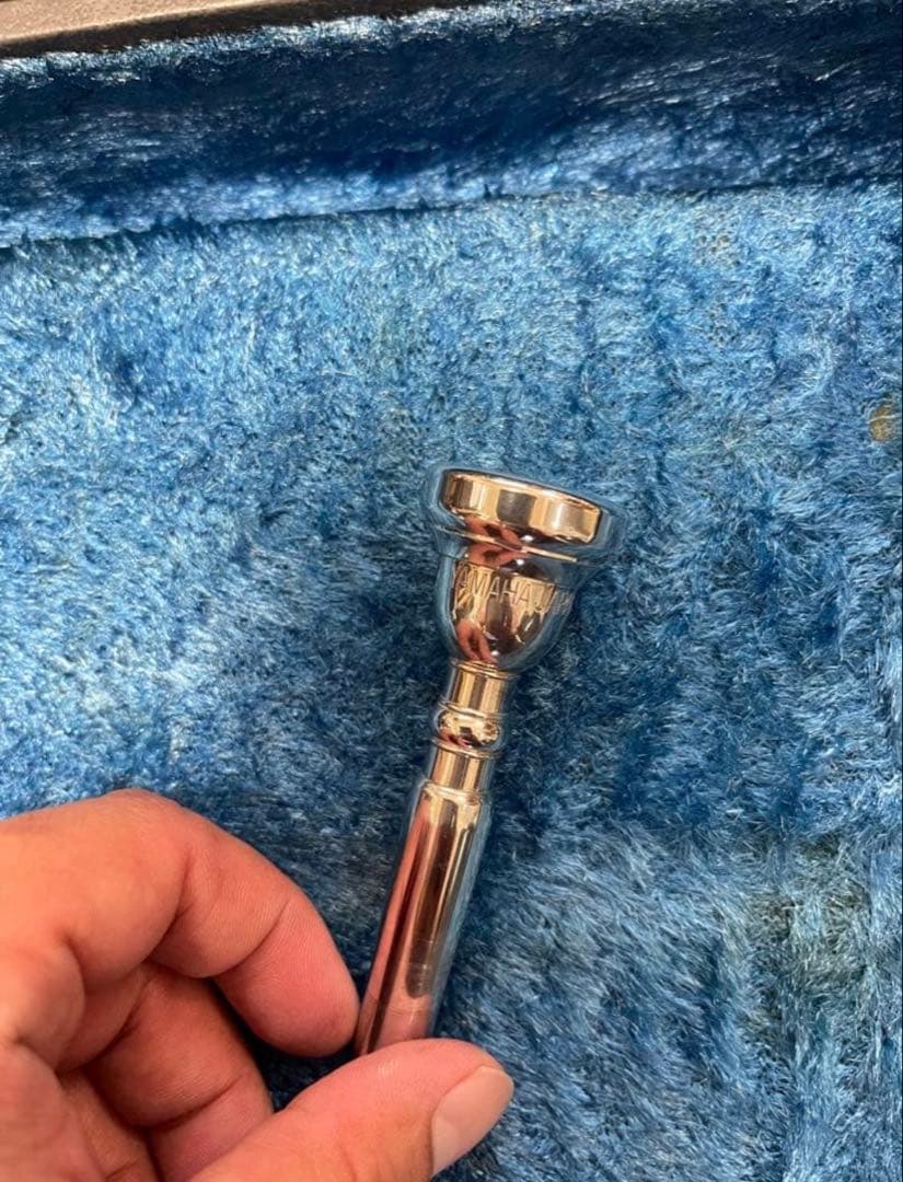 日本製 YAMAHA トランペット YTR-135 ハードケース・ミュート付