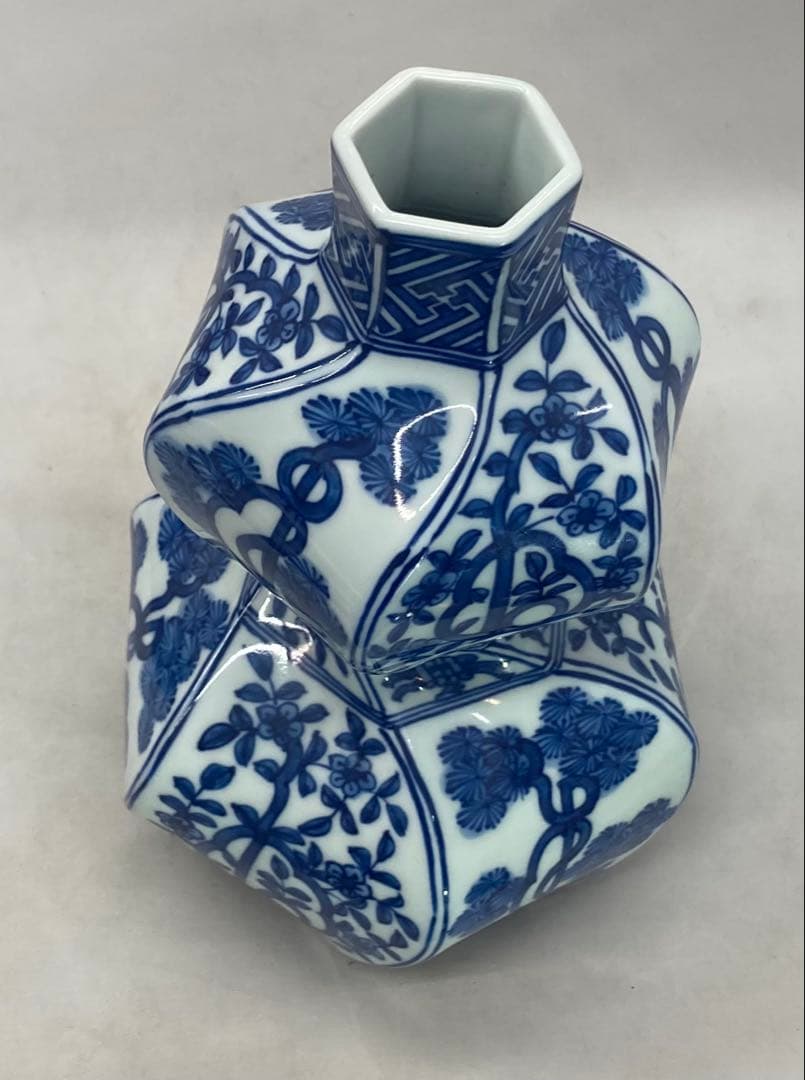 B511b 祥瑞手瓢形花入　源右衛門窯　松　捻り模様　染付　花瓶　箱無