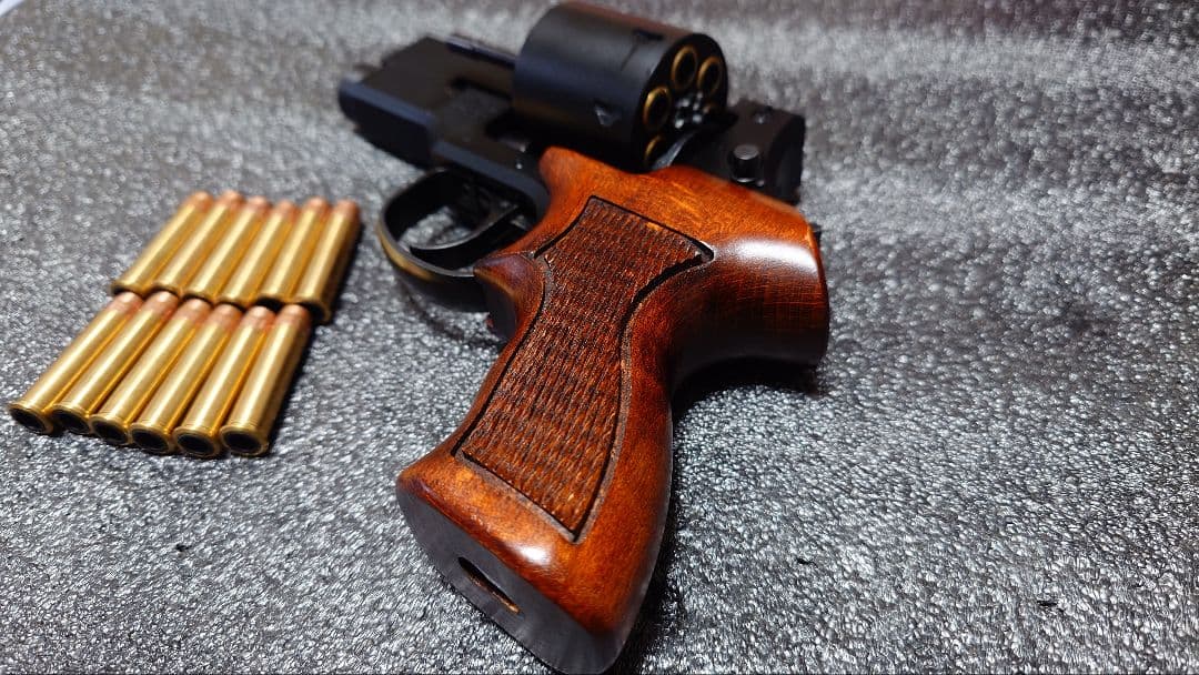 マルシン MATEBA ガスリボルバー 木製グリップ カートリッジ18発外箱付き