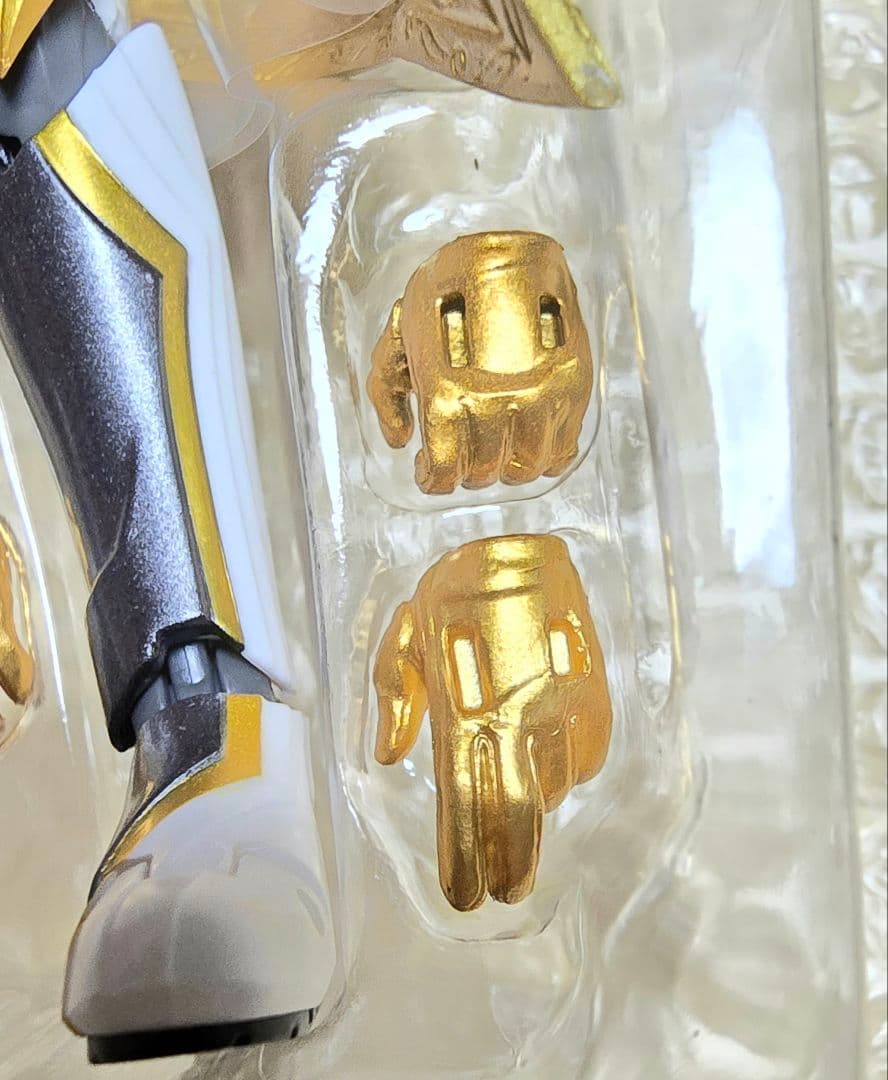 S.H.Figuarts 仮面ライダーエスパーダ ランプドアランジーナ b