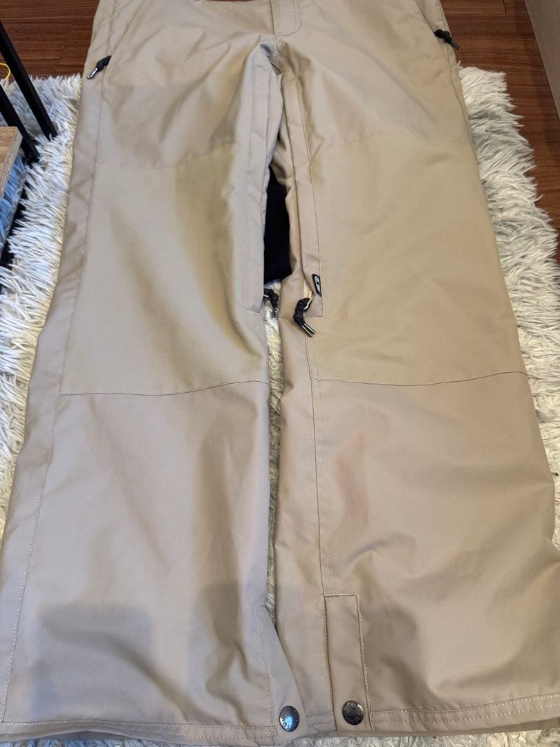 美品　AIRBLASTER スノボウエア　ビブパンツ