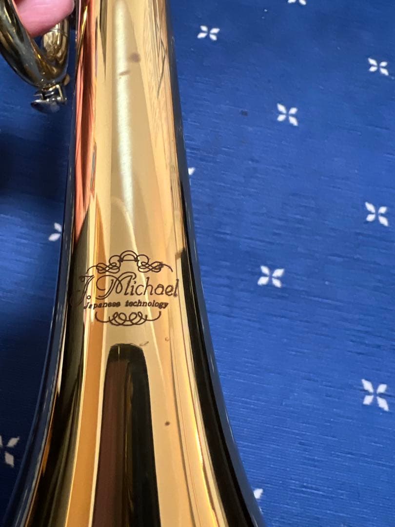 NAONAOさん専用　トランペットC管　ジェイマイケル　マウスピース、ケース付き