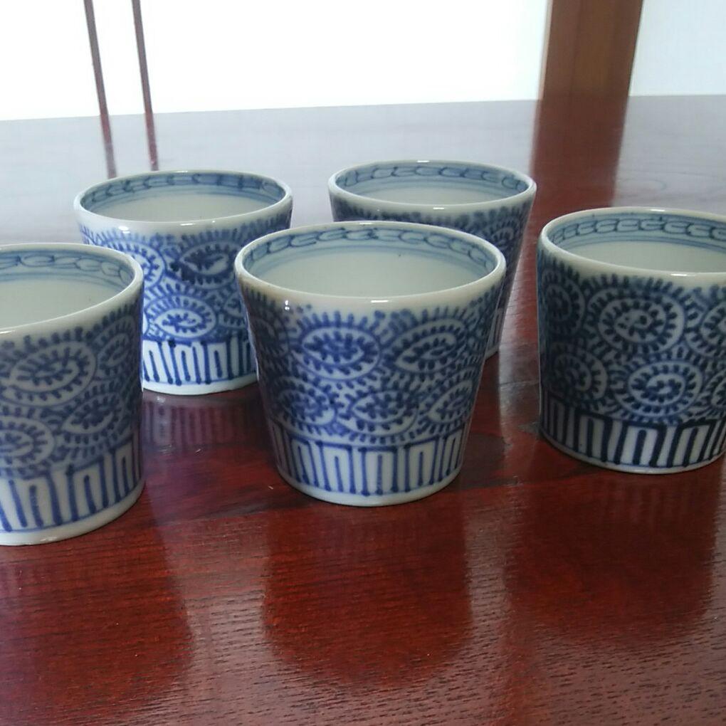 170   古伊万里　染付　蛸唐草　蕎麦 猪口