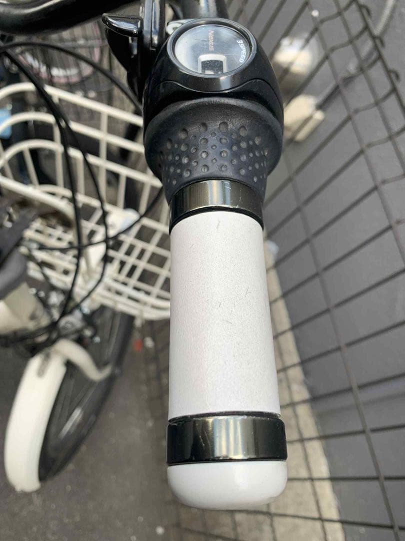 電動アシスト自転車 チャイルドシート付き ホワイト