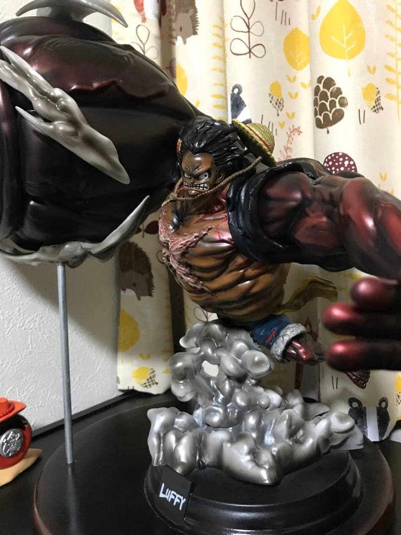 ワンピースフィギュア　リペイントフィギュア