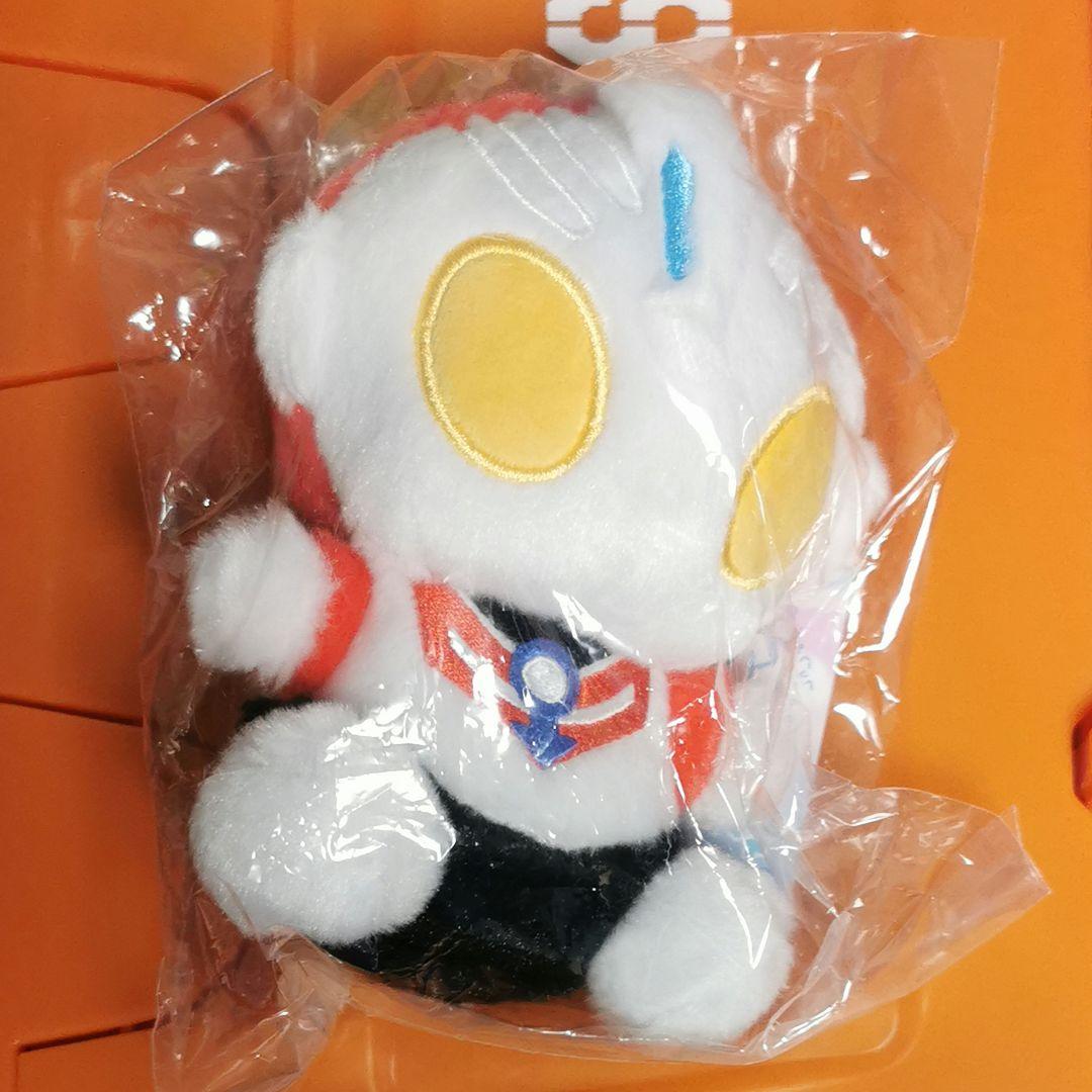 ウルトラマンオーブ　ウルトラマンショップ　ふわふわお座りぬいぐるみ　新タグ