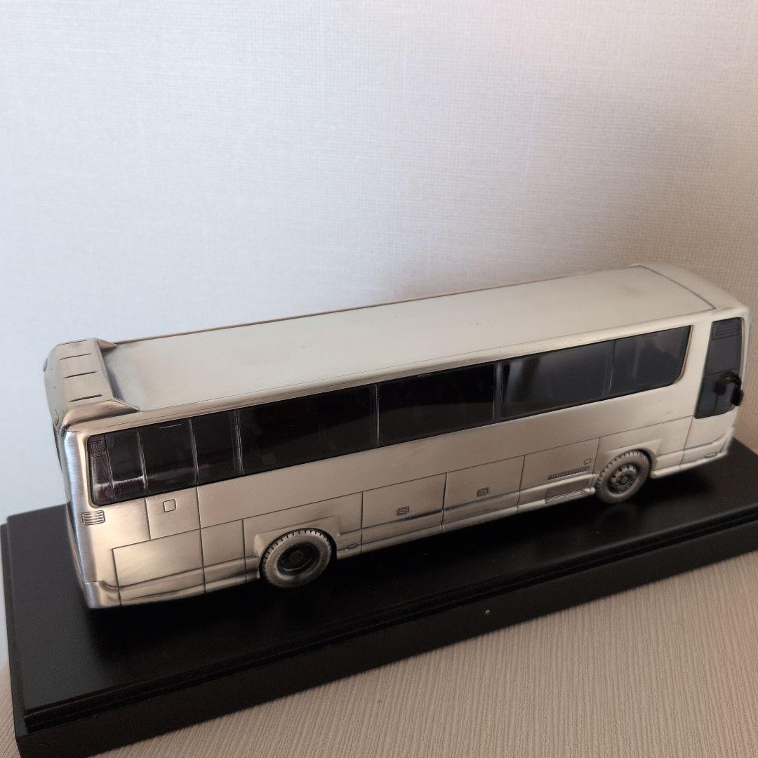 Isuzu Gala バスモデル 1/43 シルバー