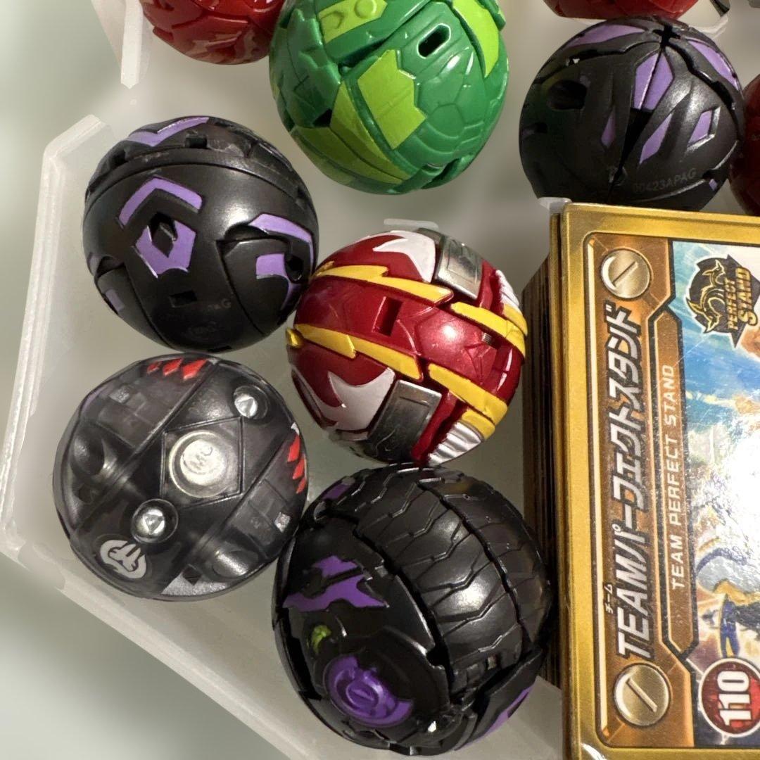 爆丸　まとめ売り　大量　レア　ゲートカード21枚　ケース付き