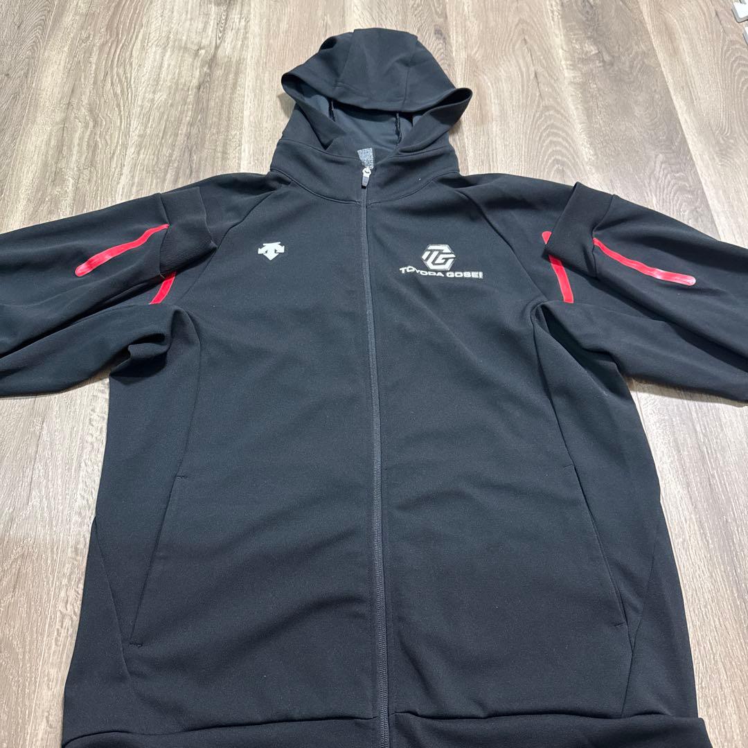 WOLFDOGS名古屋　パーカー