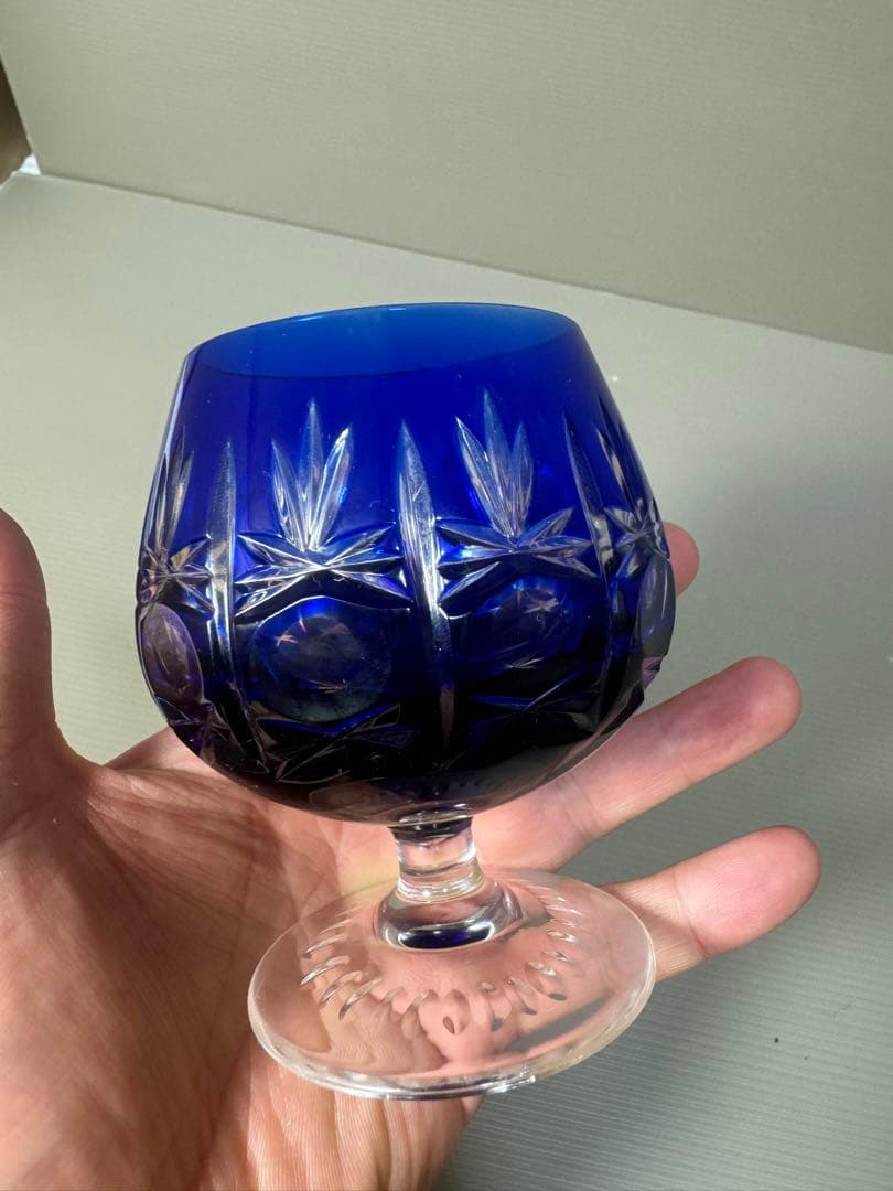 2260 ワイングラス　瑠璃色　切子　未使用