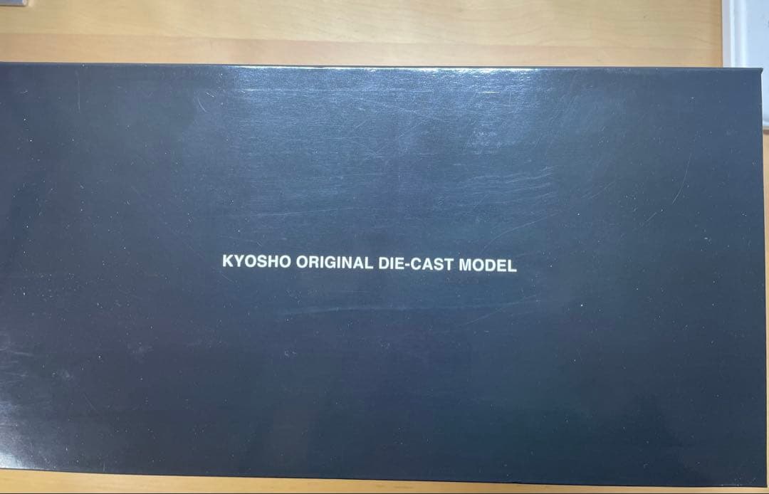 京商 1/18  アクティブ ハイブリッド 7 (F04) ブラック