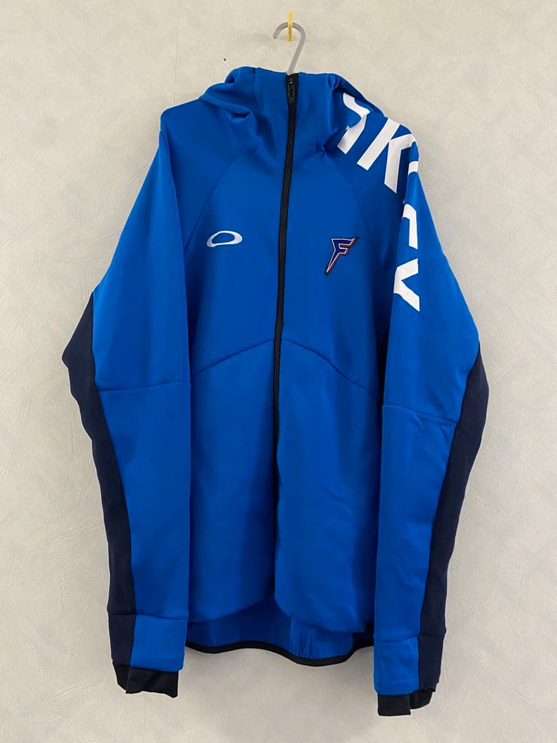 美品 OAKLEY 北海道日本ハムファイターズ ジャージ 2XL BIGBOSS