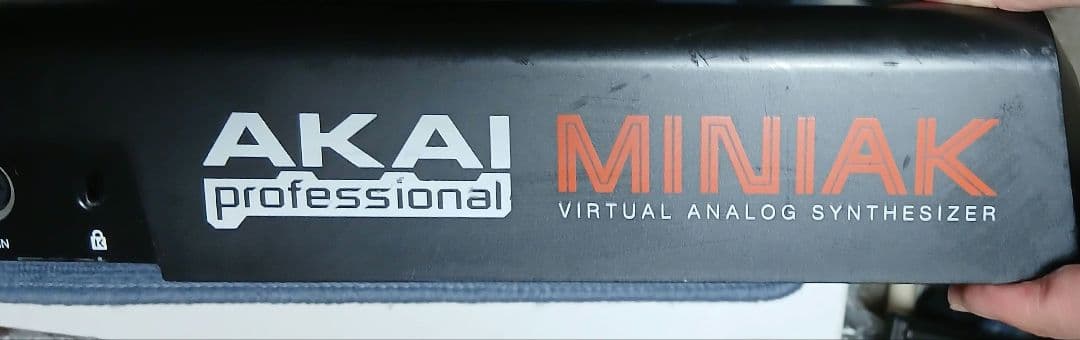 AKAI シンセサイザー MINIAK