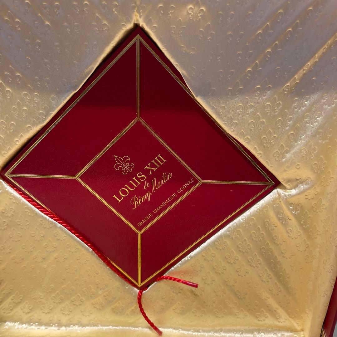 ① 美品 Baccarat レミーマルタン ルイ13世 空瓶 バカラ　箱入り