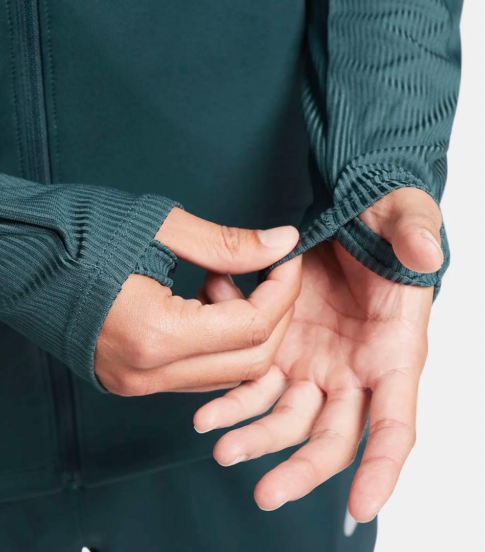 NIKE トレーニング　セットアップ　Sサイズ