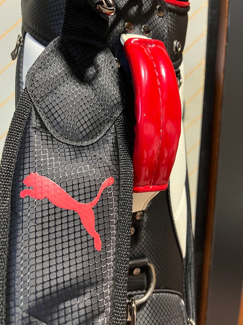 PUMA キャディバッグ 黒/白/赤