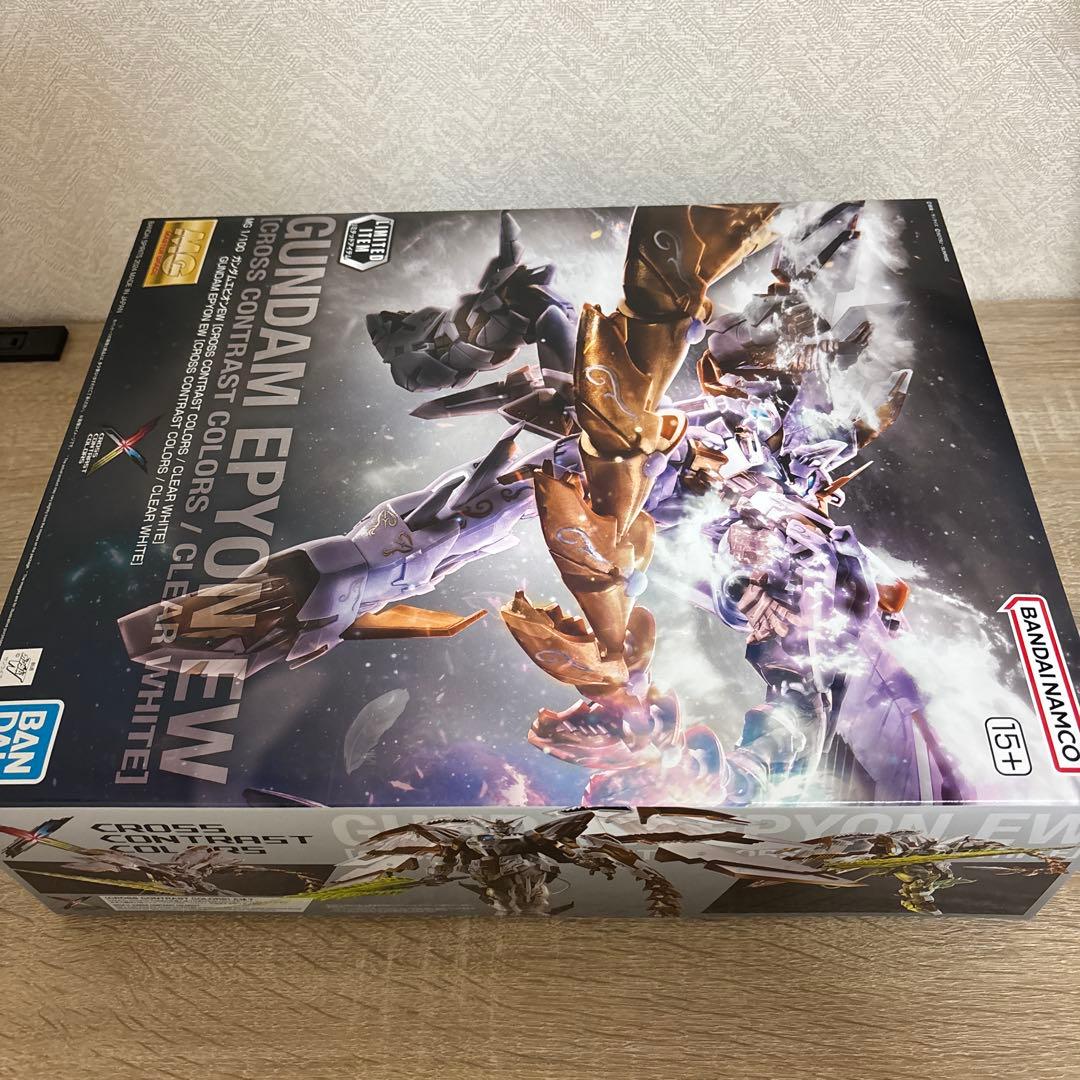 ガンダムエピオンEWCROSSCONTRASTCOLORSCLEAR WHITE