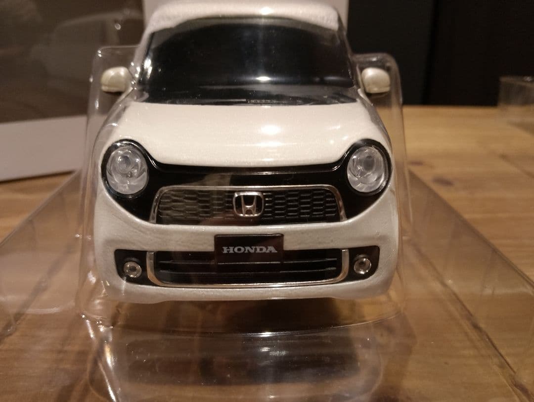 1/18 ホンダ　N-ONE カラーサンプル　成約記念品ミニカー　ホワイトパール