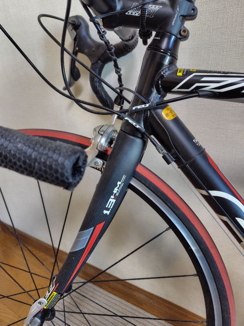 フェルトf75　ロードバイク