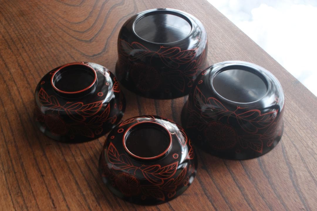 時代逸品！端正な爪朱黒漆に風情ある木芙蓉文の美しい吉野塗の四つ椀（検懐石道具京塗
