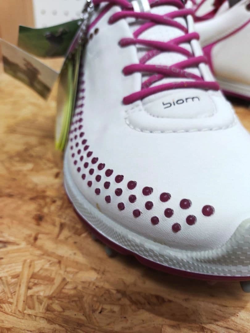 ECCOゴルフシューズ37 23.5cmソフトスパイクbiom