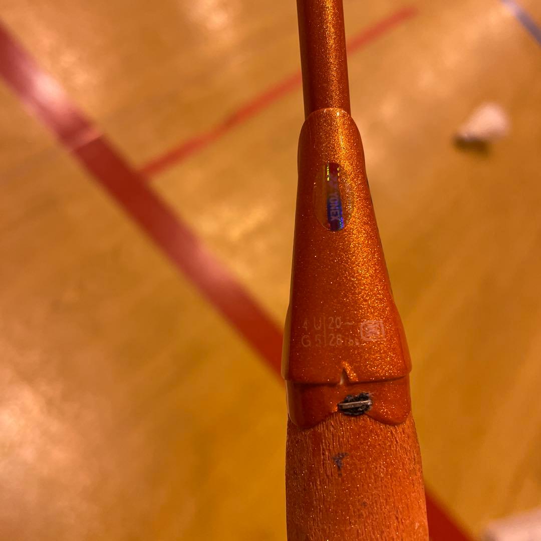 初代アストロクス99 4UG5 ヨネックスバドミントンラケット