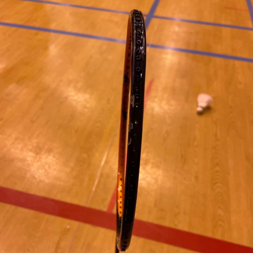 初代アストロクス99 4UG5 ヨネックスバドミントンラケット