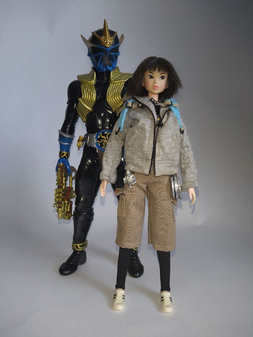 仮面ライダー 威吹鬼フィギュア＆momokodoll