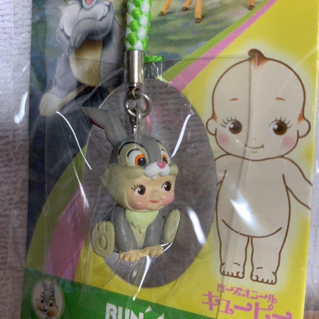 キュージョン　ディズニー　バンビ　ミス・バニー　トンスケ　フラワー　根付け