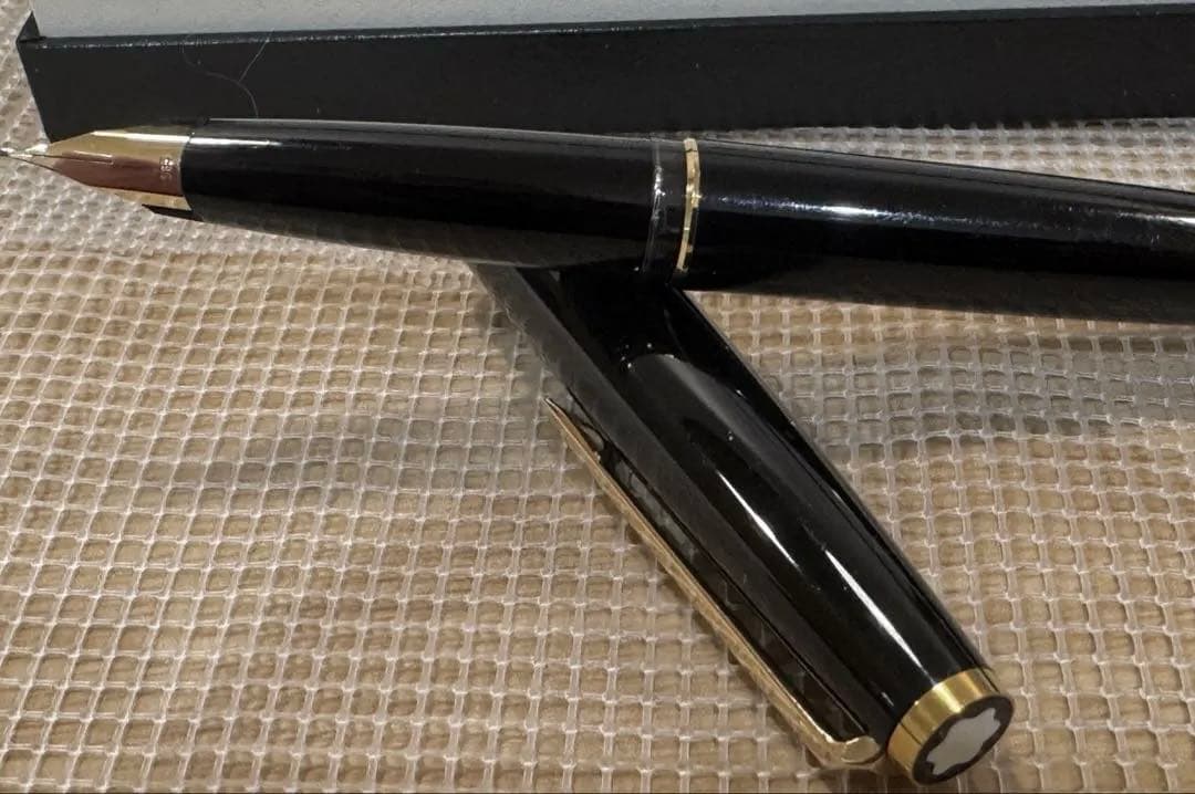 【極美品】モンブランNO320 ブラック 万年筆 EF