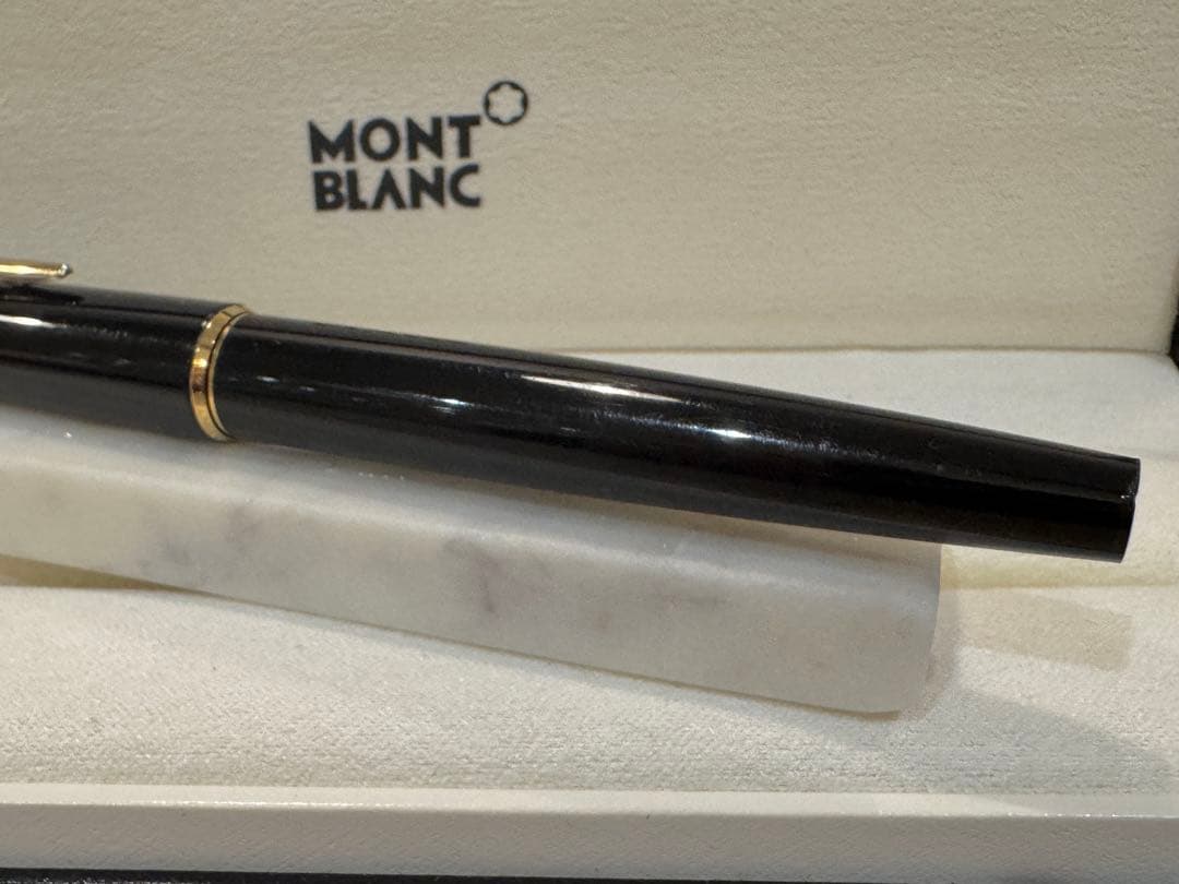 【極美品】モンブランNO320 ブラック 万年筆 EF