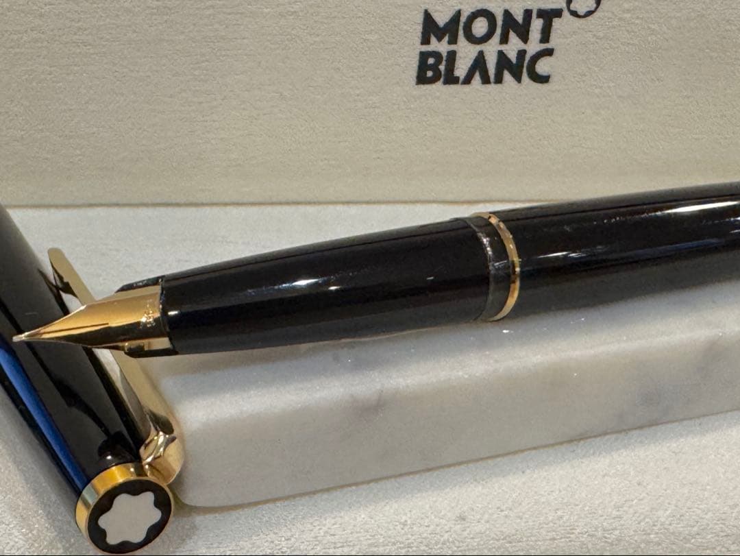 【極美品】モンブランNO320 ブラック 万年筆 EF