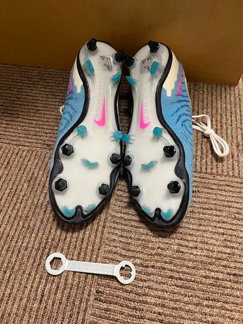 Nike Phantom GT スパイクシューズ