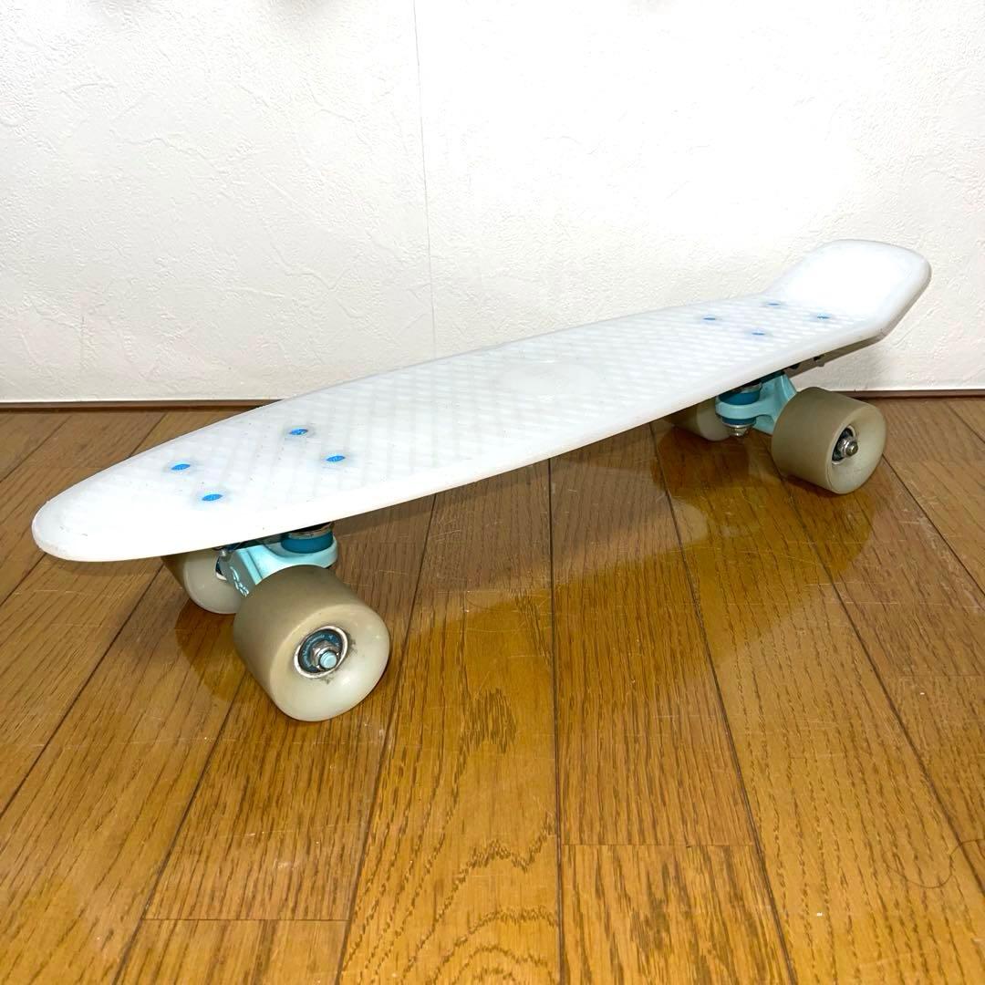 Penny ペニー　ホワイト　22インチ