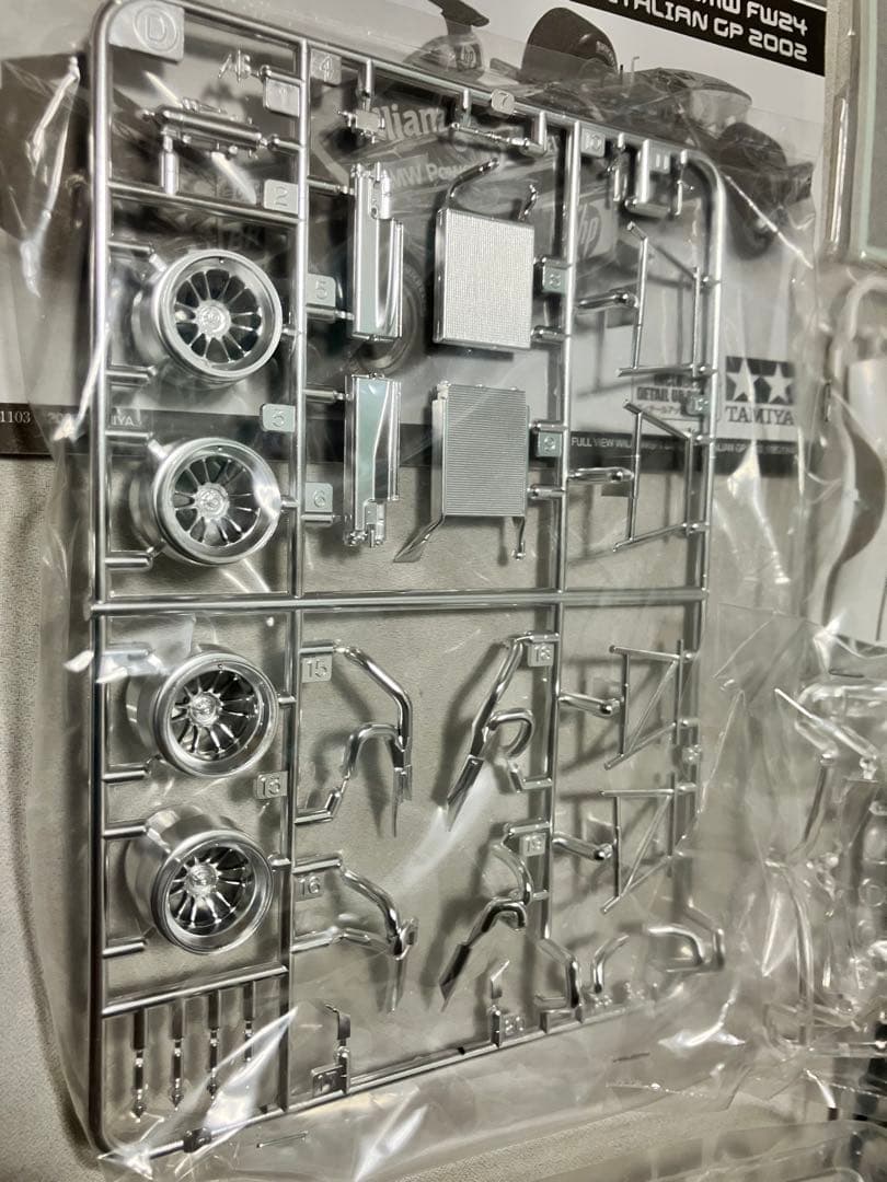 タミヤ1/20 ウィリアムズ  フルビュー FW24 イタリアGP