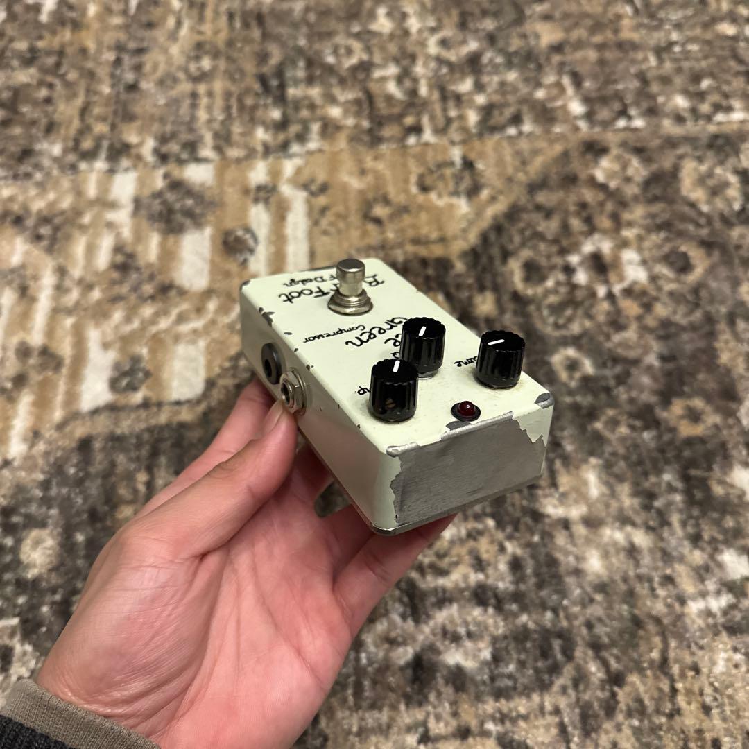 Bear Foot Pale Green Compressor エフェクター