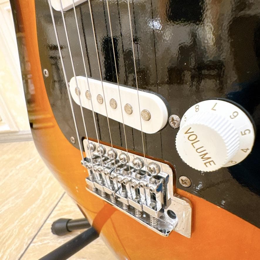 『極美品』SQUIER BY FENDER affinity STRAT